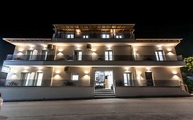Nioplias Luxury Apartments Pefkohori